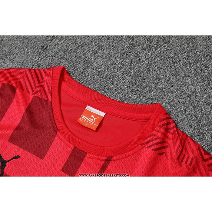 Tracksuit
 AC Milan Short Sleeve
 22/23 Red
 - Shorts
